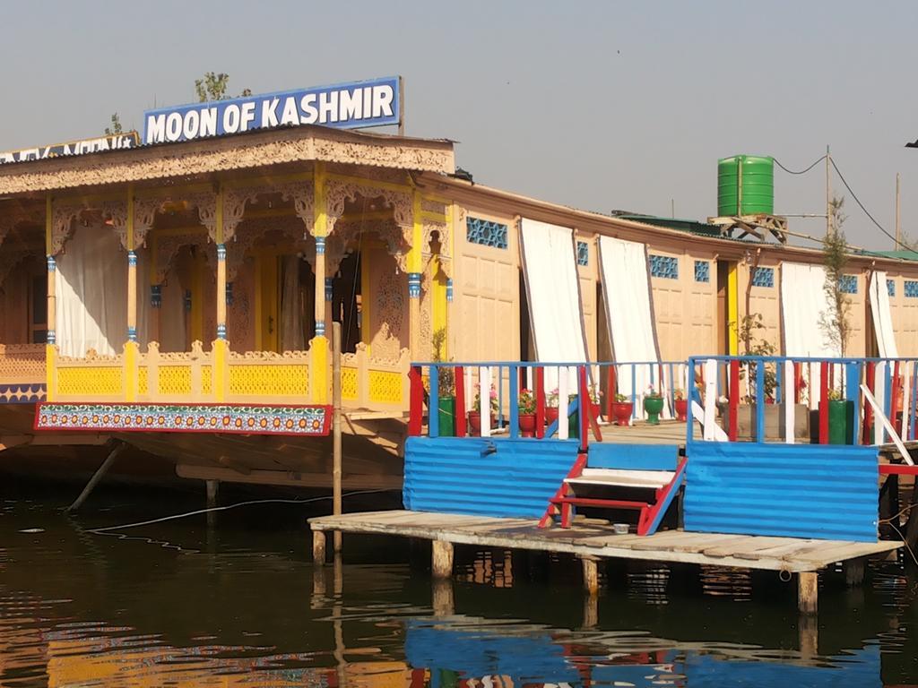 فندق Houseboat Moon Of Kashmir Srīnagar المظهر الخارجي الصورة
